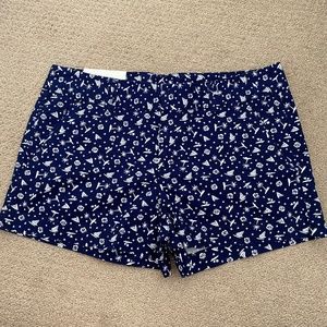 Uniqlo Navy and White Shorts